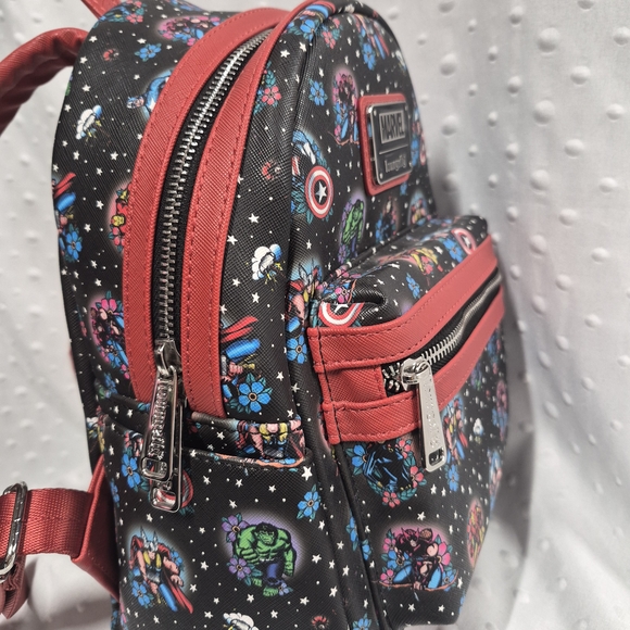 Loungefly Marvel Mini Backpack* LIKE NEW* - Picture 6 of 11